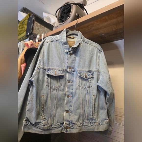 Haggar Other - Haggar Clothing Men’s Denim Distress Jacket Size L